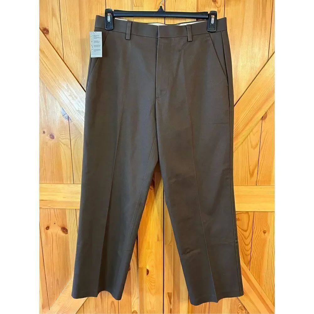 Dockers D3 Classic Fit Size 32x29 Iron Free Khaki Pants Flat Front Brown nwt (44